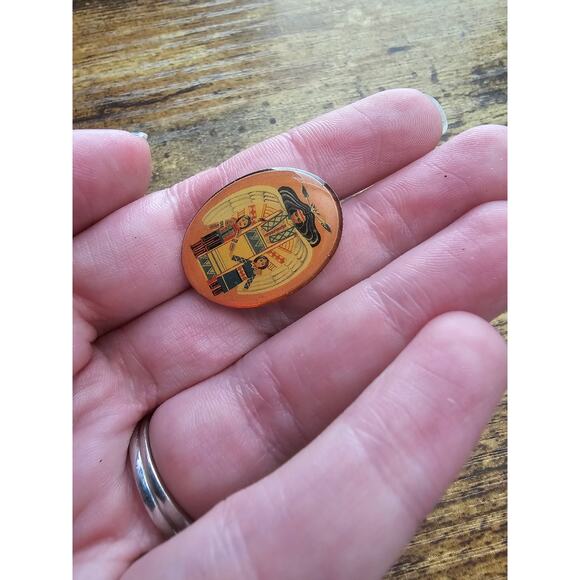 St. Labre Indian School Tac Pin Guardian Angel Vintage Enamel Pin - Picture 3 of 3